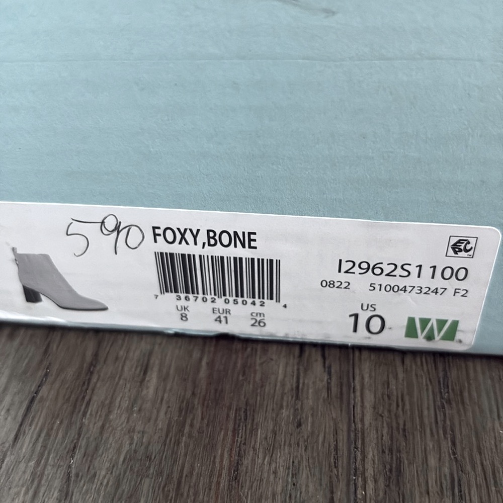 NIB [Life Stride] Foxy Low Block Heel Almond Toe Booties Women’s Sz 10 Wide - Picture 15 of 15